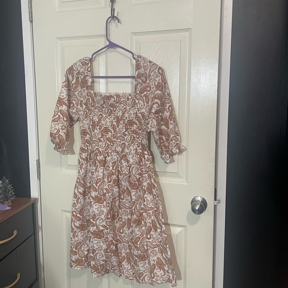 Dress - Picture 2 of 2